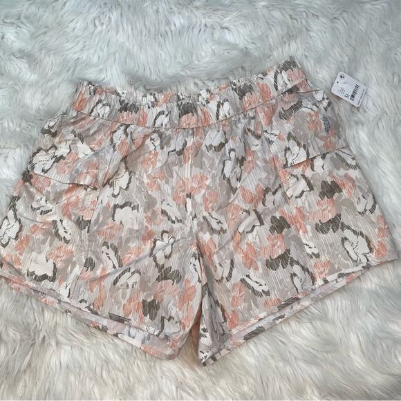 Free People Movement Women's In the Wild Printed Shorts Ivory Combo Size M NWT - Picture 4 of 13